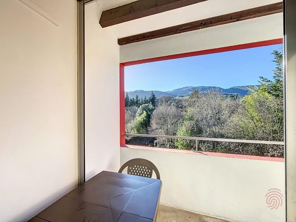 Bel F2 avec terrasse à 650m des Thermes de Lamalou, animaux acceptés, WIFI, proche golf et randonnées - FR-1-451-146 Apartment in Occitanie