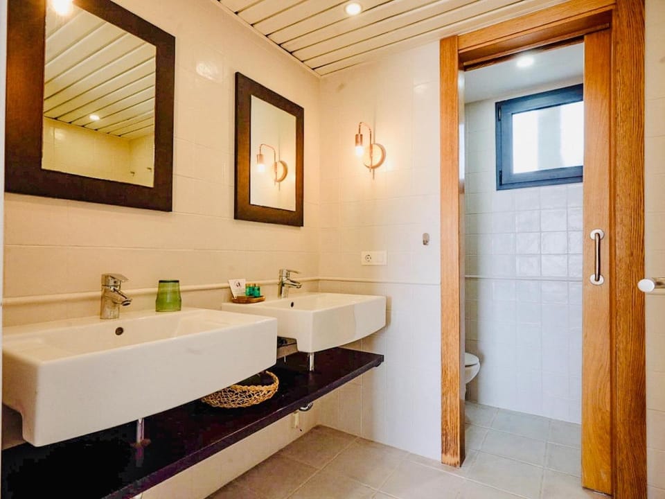 Shower, Bathroom, Bath