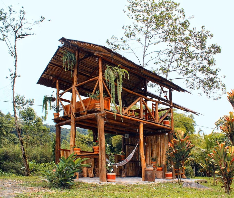 Senz Chalet Riverside - Mindo House in Pichincha