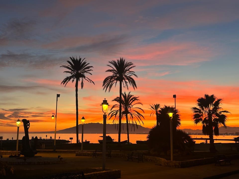 Marvellous Malaga Mediterranean and Mountain Views Apartment in Malaga