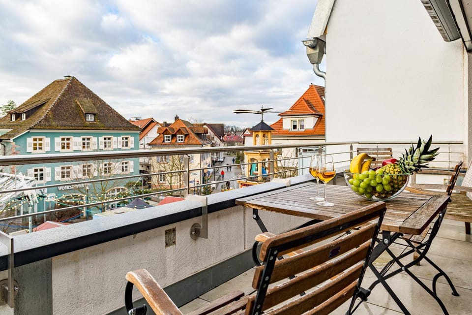 Property building, View (from property/room), Balcony/Terrace, Balcony/Terrace