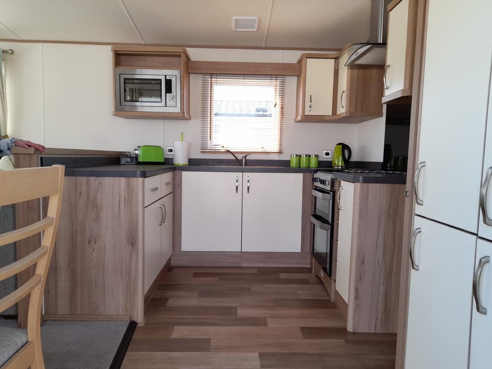 The Beaches - New Beach Campground/ 
RV Resort in Dymchurch