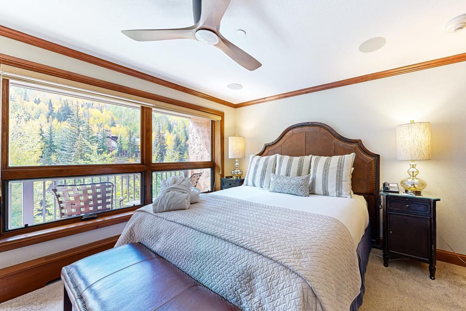 Lion Square Lodge South 451 House in Lionshead Village Vail