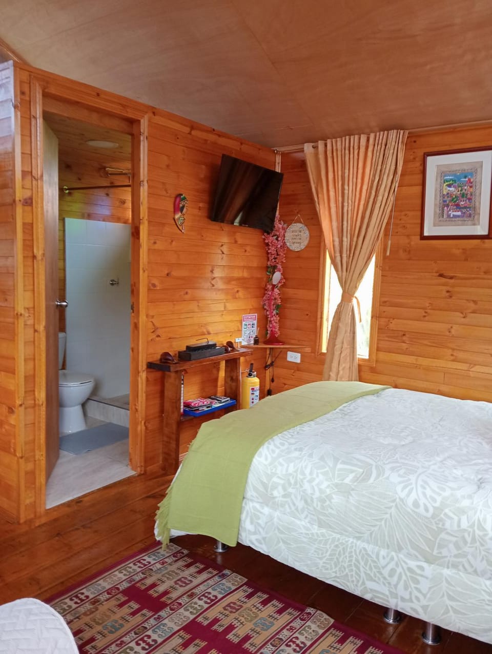 Bed, Photo of the whole room
