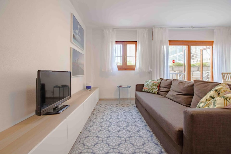 Casa Arnau, a pie de playa. Calafell beach Apartment in Calafell