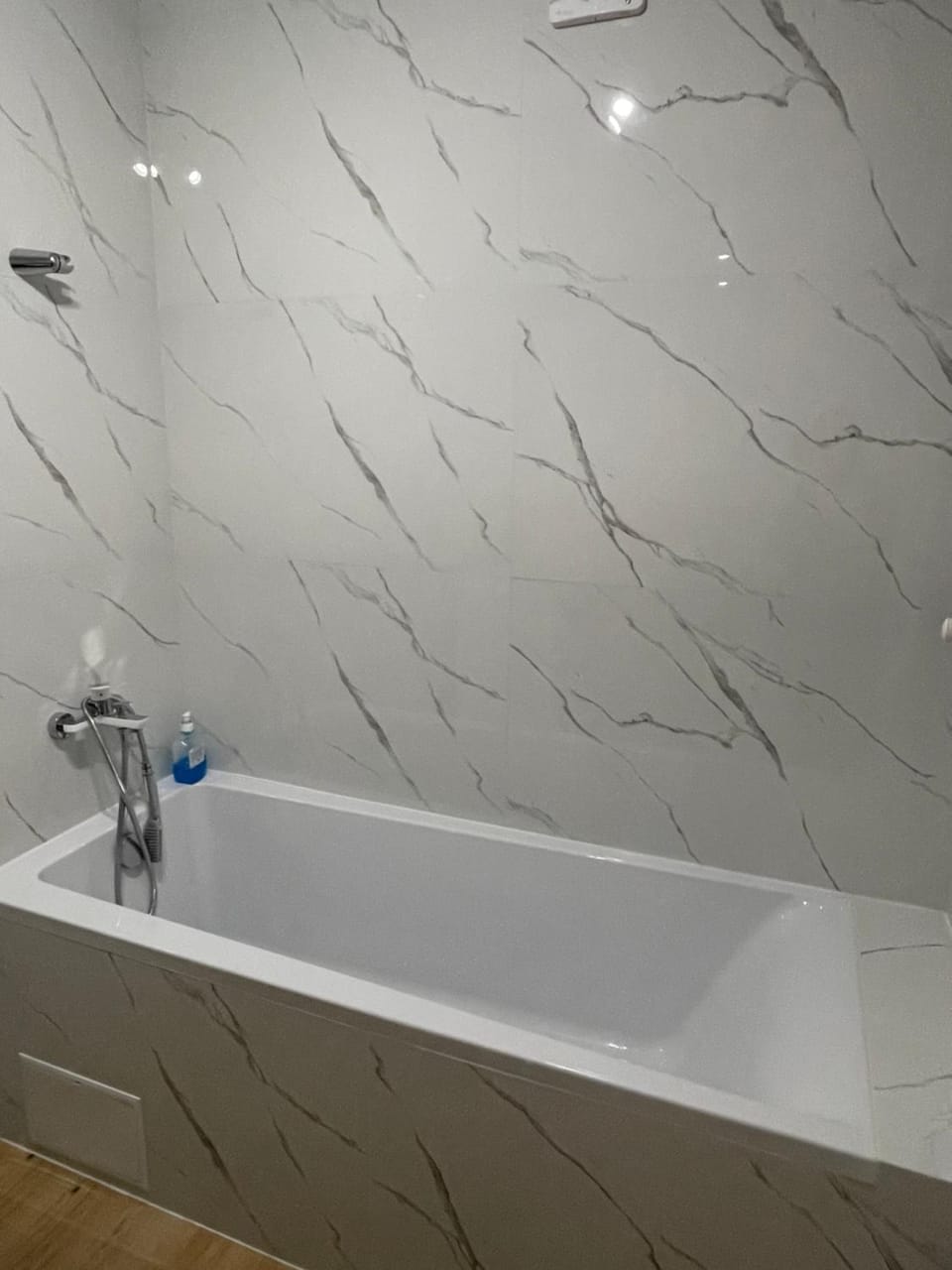 VIP квартира в центре города, новостойка в ЖК Prestige Apаrtments, Ровно Apartment in Ukraine