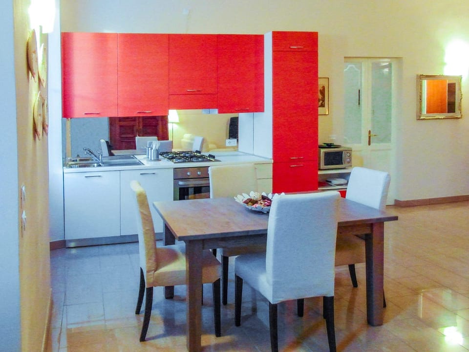 Kitchen or kitchenette, Living room, Dining area