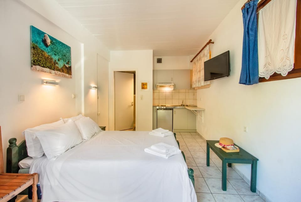 Nefeli Hotel Hotel in Agios Nikitas