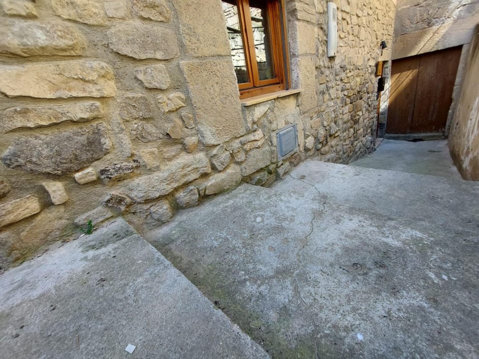 CA LA PAULA Apartment in Catalonia