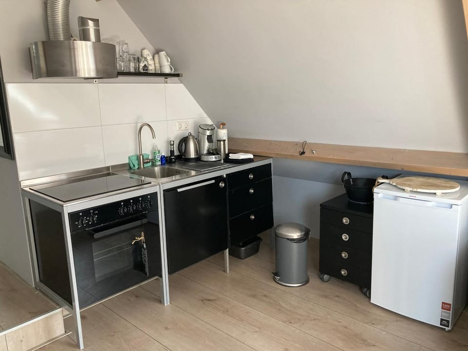 B&BOosterweg3 Studio - Free private parking Bed and Breakfast in North Holland (province)
