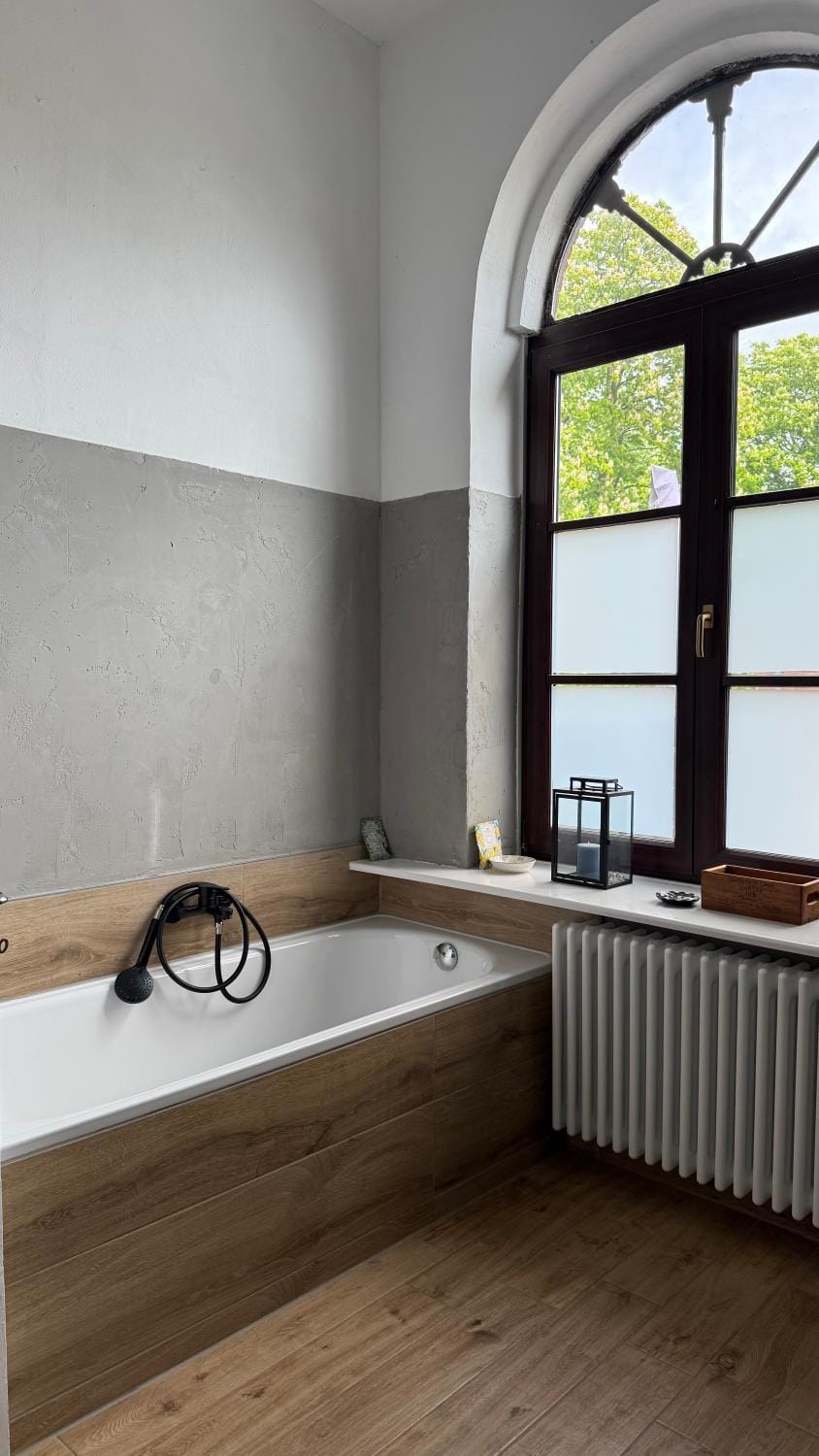Bathroom, Bath
