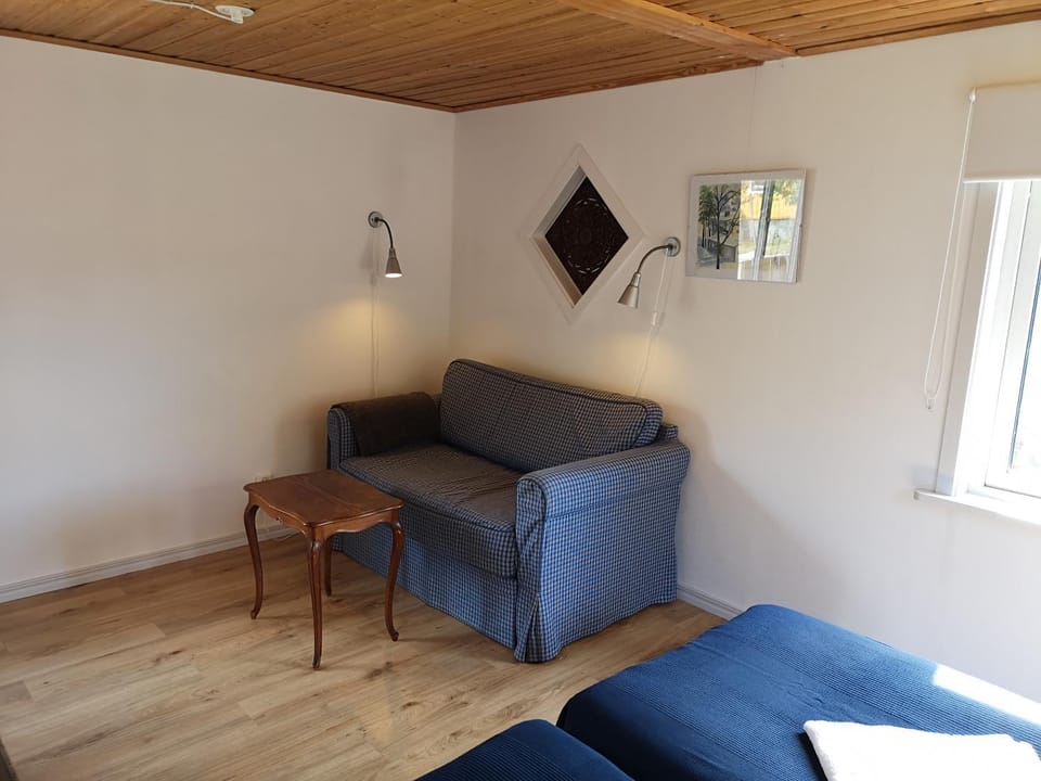 Property building, Seating area