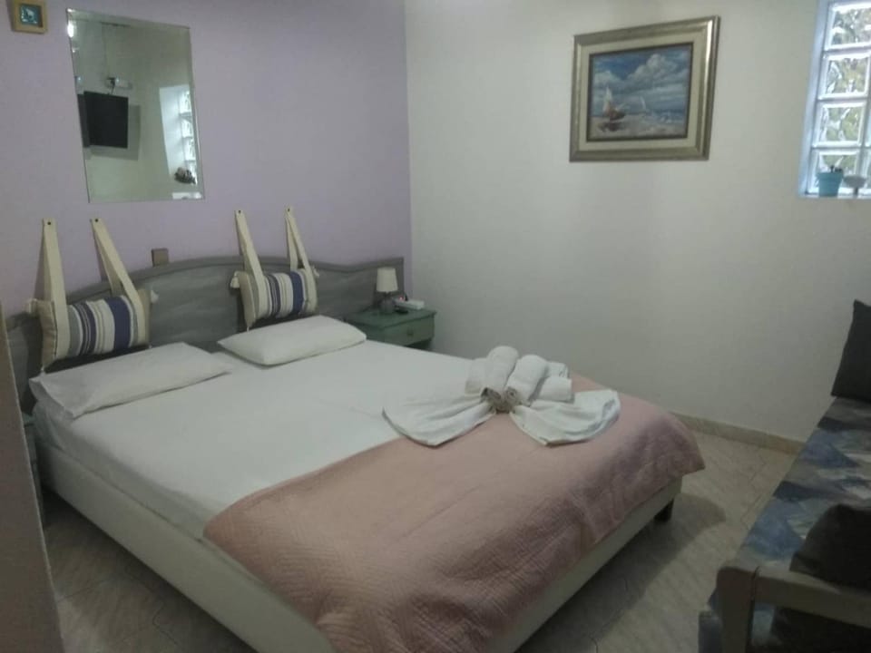 Amversa's Rooms Apartment in Thasos