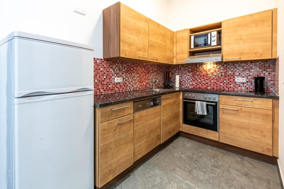 Kitchen or kitchenette, kitchen