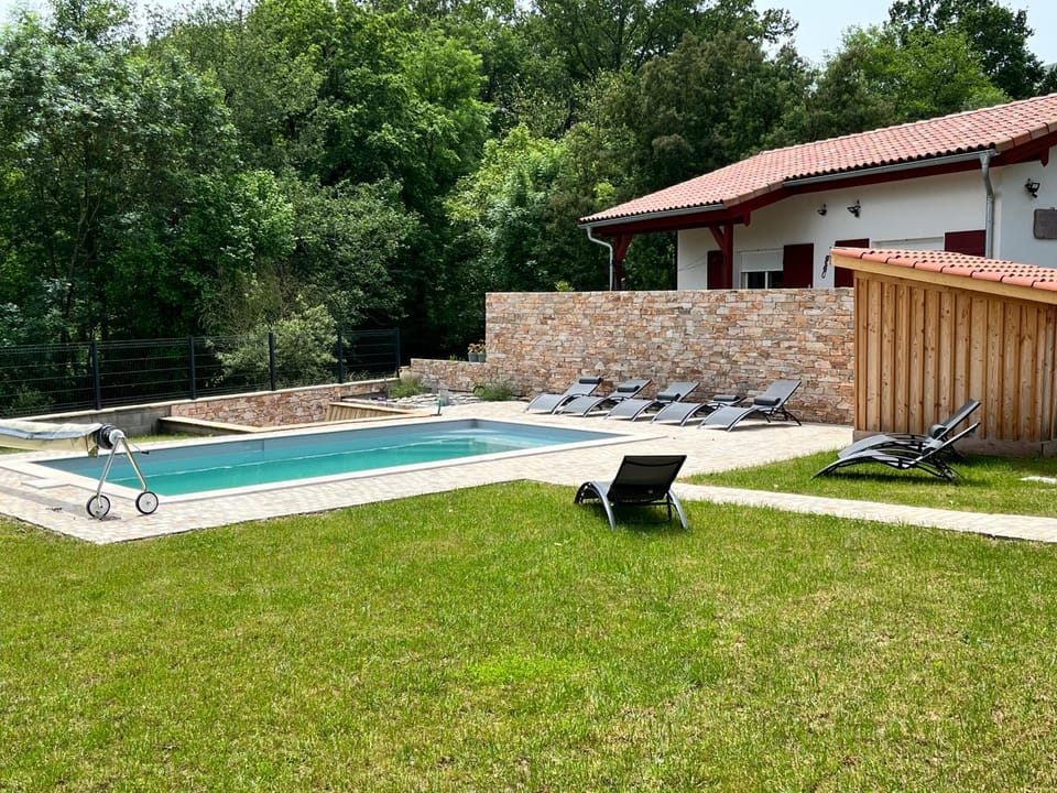 Charmante maison basque. Idéale famille & enfants House in French Basque Country