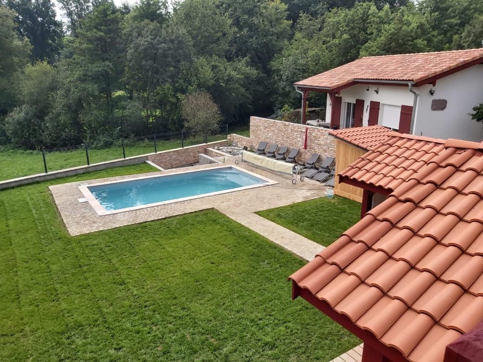Charmante maison basque. Idéale famille & enfants House in French Basque Country