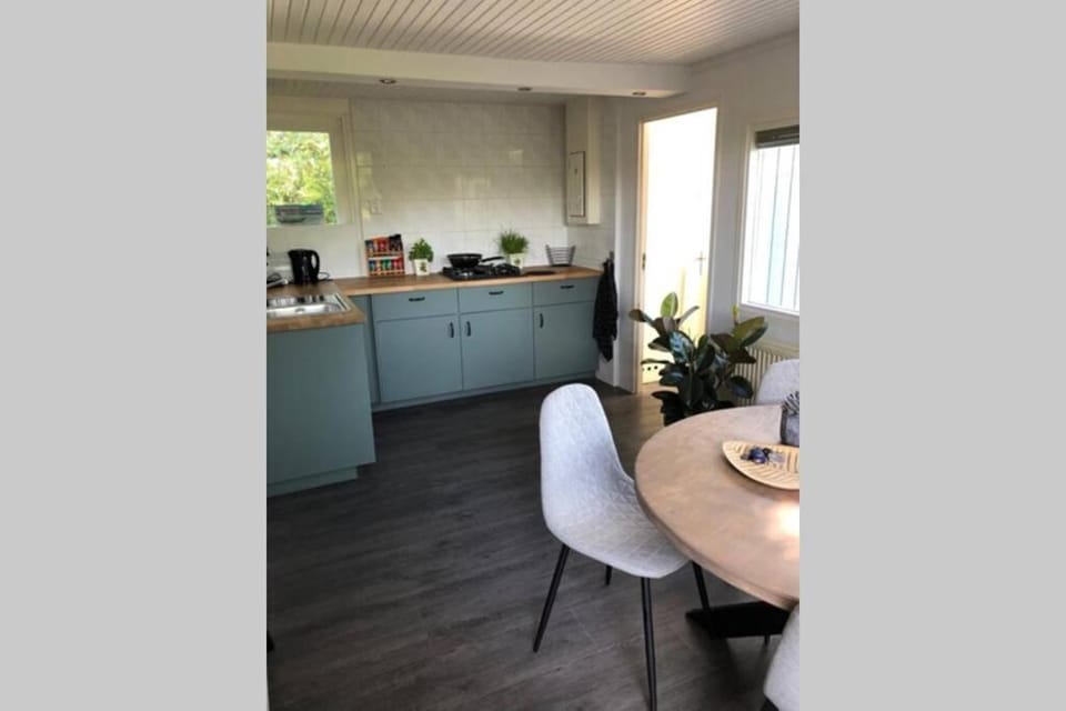 Have a nice stay! - Vakantiehuis de Schelp op rustig park House in Noordwijkerhout
