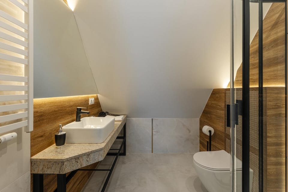 Toilet, Bathroom