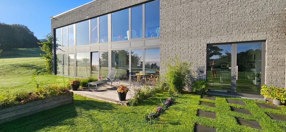 Facade/entrance, Garden, Balcony/Terrace, Garden view
