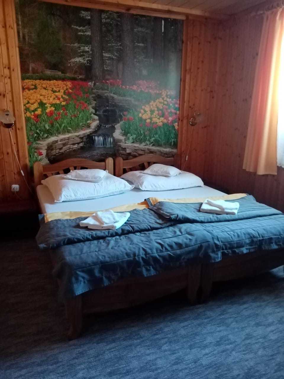 Property building, Photo of the whole room