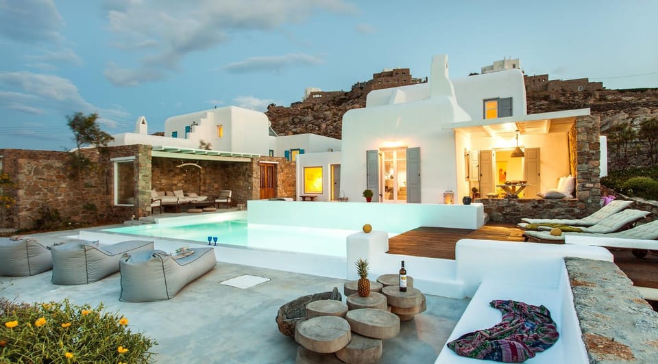 Property building, Swimming pool