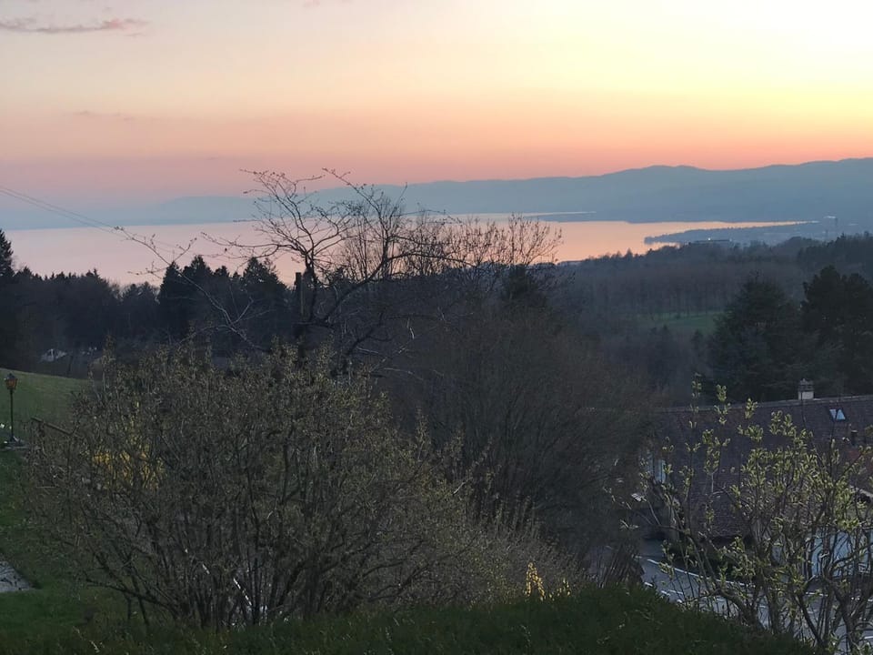Natural landscape, Balcony/Terrace, Lake view, Mountain view, Sunset