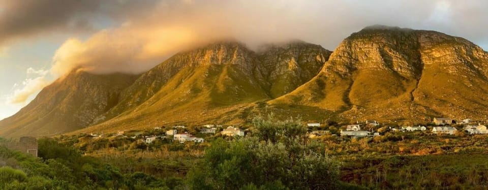 Thundering waves House in Cape Town