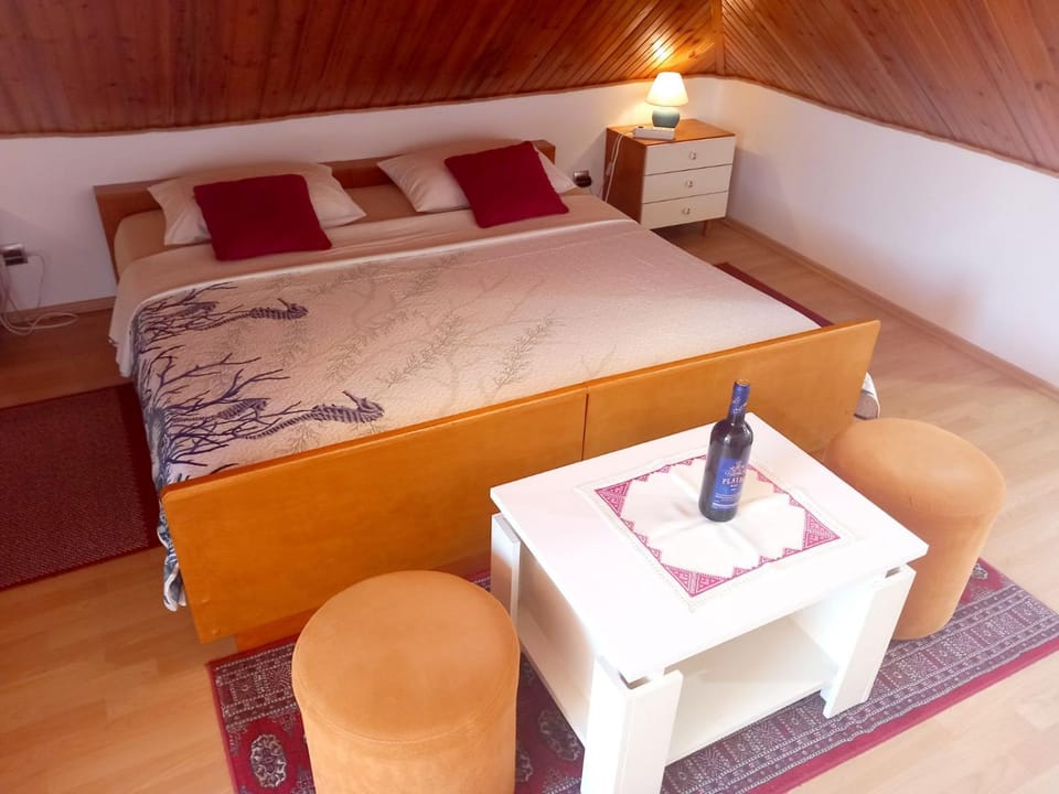 Old town Jelena loft Room Bed and Breakfast in Dubrovnik