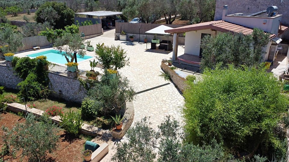Bird's eye view, View (from property/room), Garden view, Pool view, Inner courtyard view