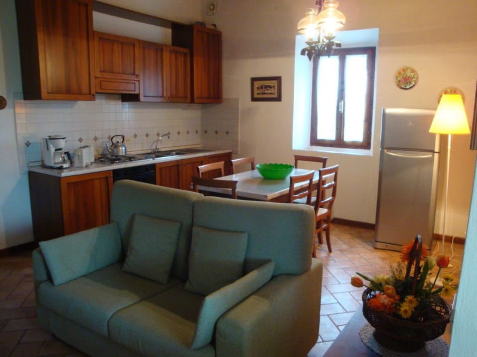 Kitchen or kitchenette, Living room, Dining area