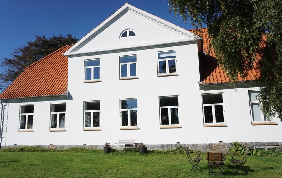 Property building, Garden view