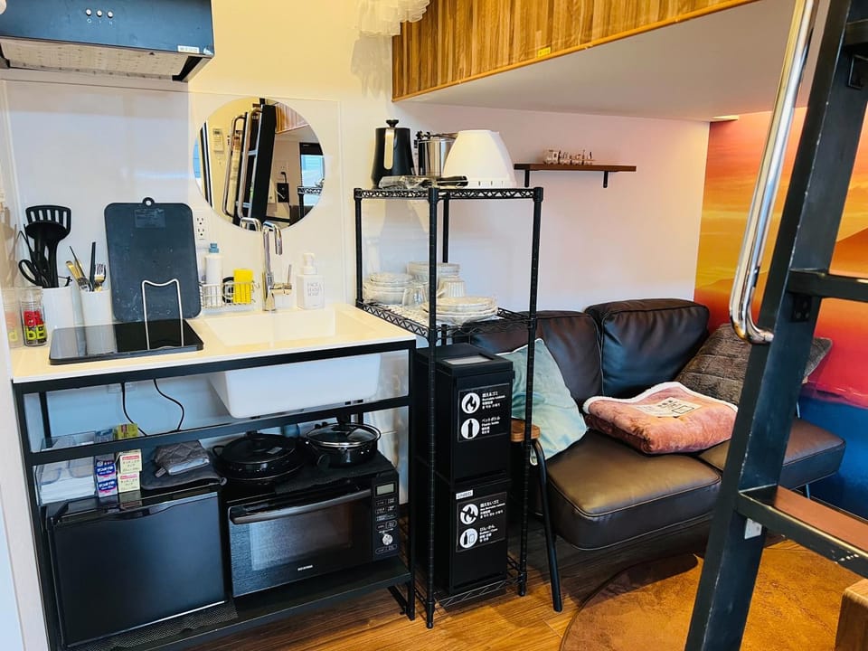Kitchen or kitchenette