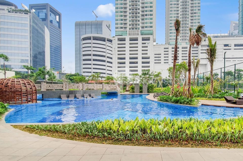 Property building, Swimming pool, Swimming pool
