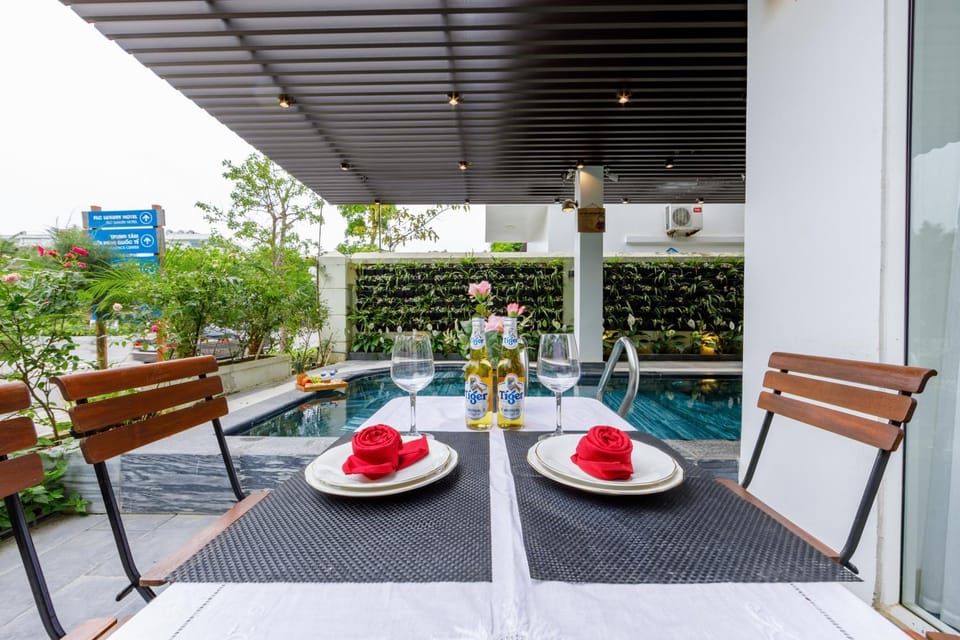 Patio, Balcony/Terrace, Food and drinks, Food