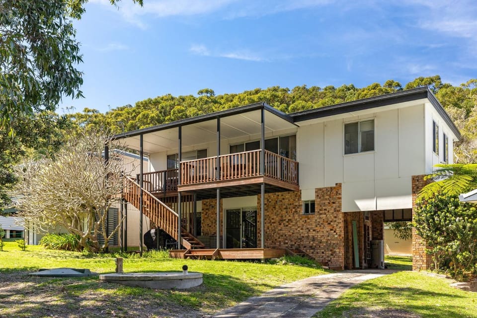 The Lazy Seal House in Seal Rocks