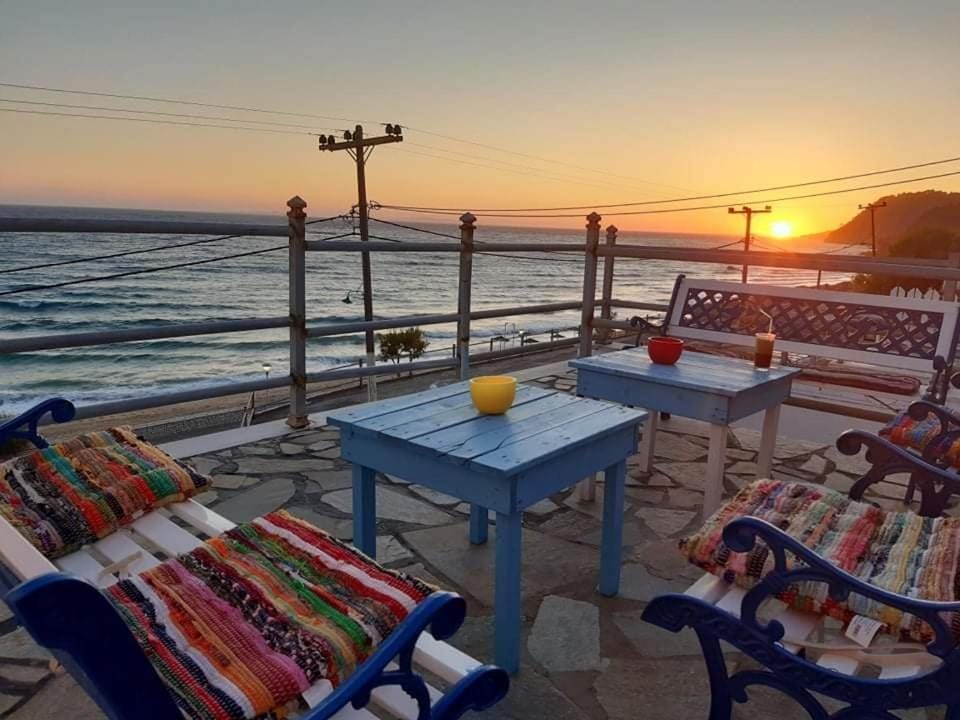 Patio, Sunrise, Sunset