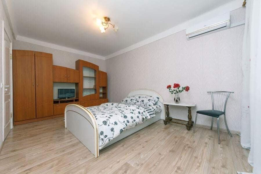 Comfortable one bad near Guliver Apartment in Kiev City - Kyiv