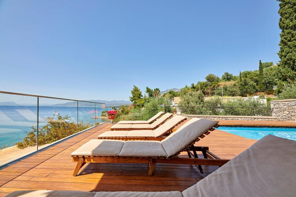 Sea view, Swimming pool