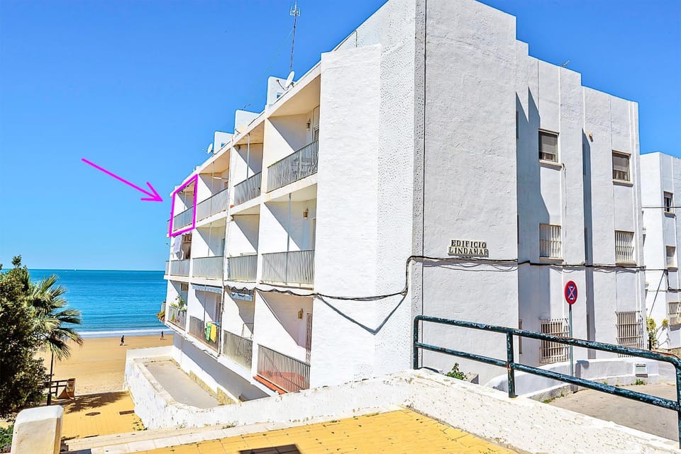 Property building, Balcony/Terrace, Beach, Sea view, Sea view