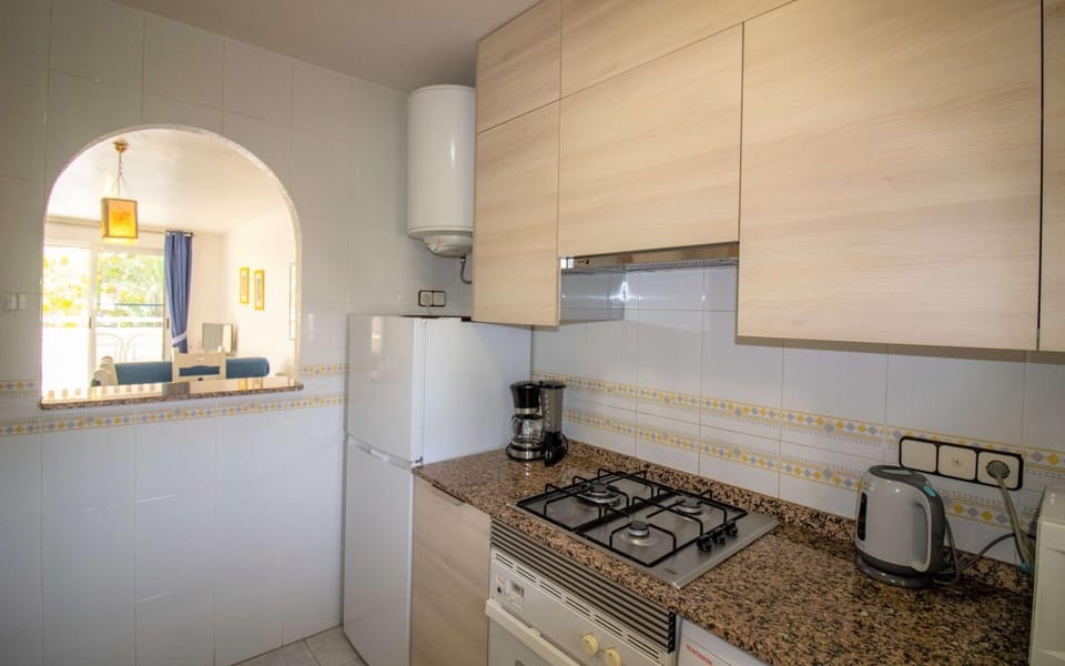 Kitchen or kitchenette, kitchen