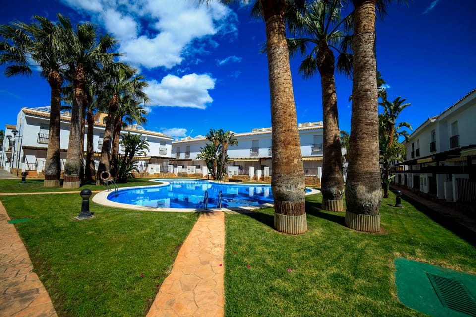 Garden, Swimming pool