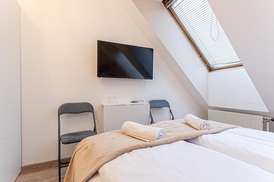 TV and multimedia, Bedroom