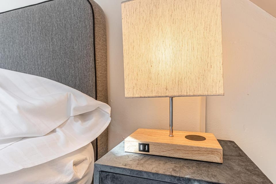 Bed, Decorative detail, Bedroom