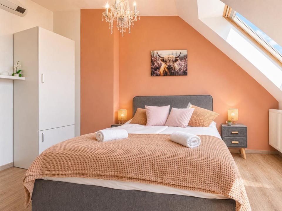 Bed, Bedroom, wardrobe