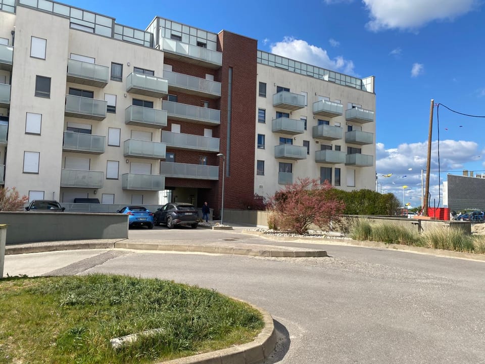 L'Altéia - L'appartement les pieds dans l'eau avec place de parking et accès direct plage Apartment in Berck
