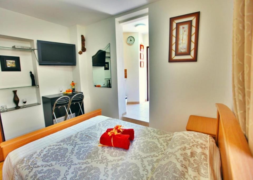 Haifa Guest House Bed and Breakfast in Haifa