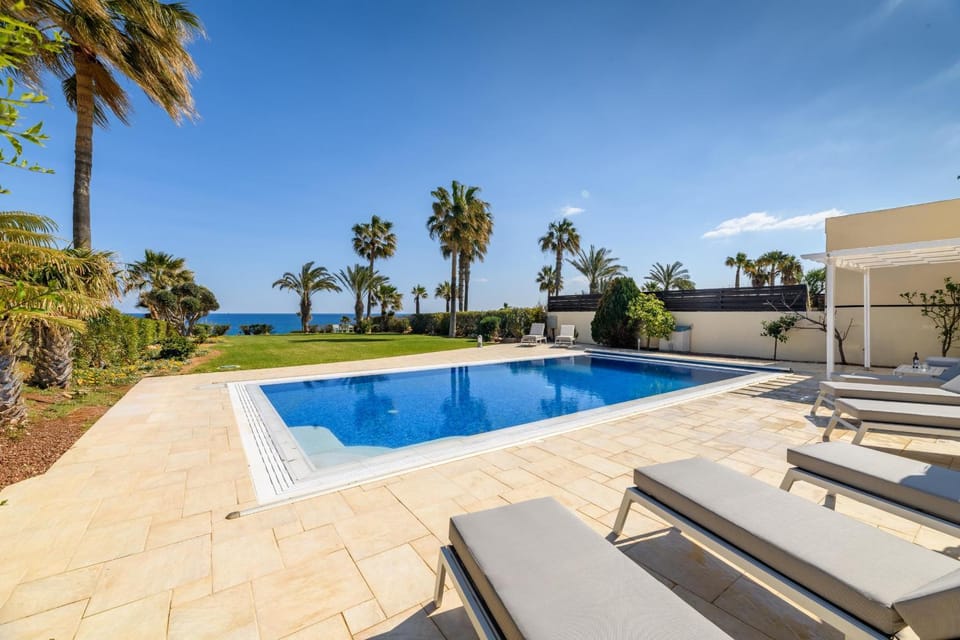 Royal Beachfront Villa Villa in Paralimni