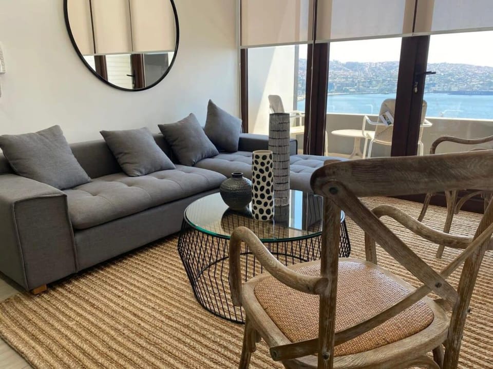 HOM I Mirador Barón I Parking I Vista al Mar I 4PAX Apartment in Valparaiso