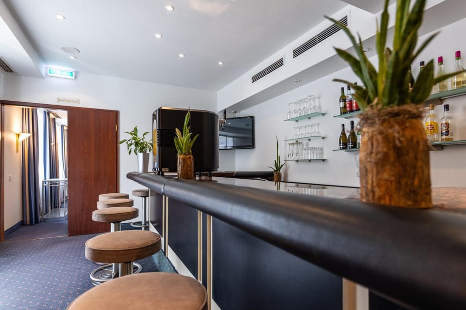 Lounge or bar