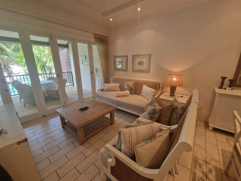 Hibiscus Suite by Simply-Seychelles Apartment in Africa